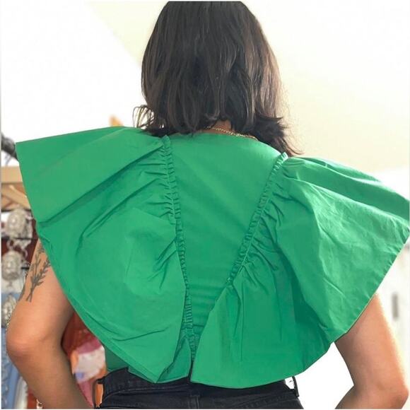 🍁 NWOT Zara Blogger Favorite Butterfly Style Top Blouse Eye Hook Closure Green - Picture 3 of 14